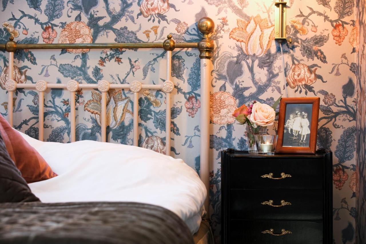 Strandvillan Hotell Och Bed & Breakfast Люсешил Екстериор снимка