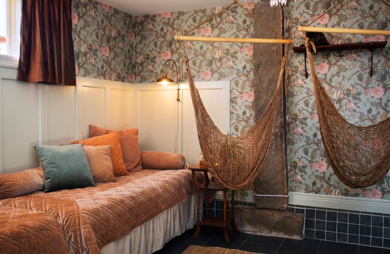 Strandvillan Hotell Och Bed & Breakfast Люсешил Екстериор снимка