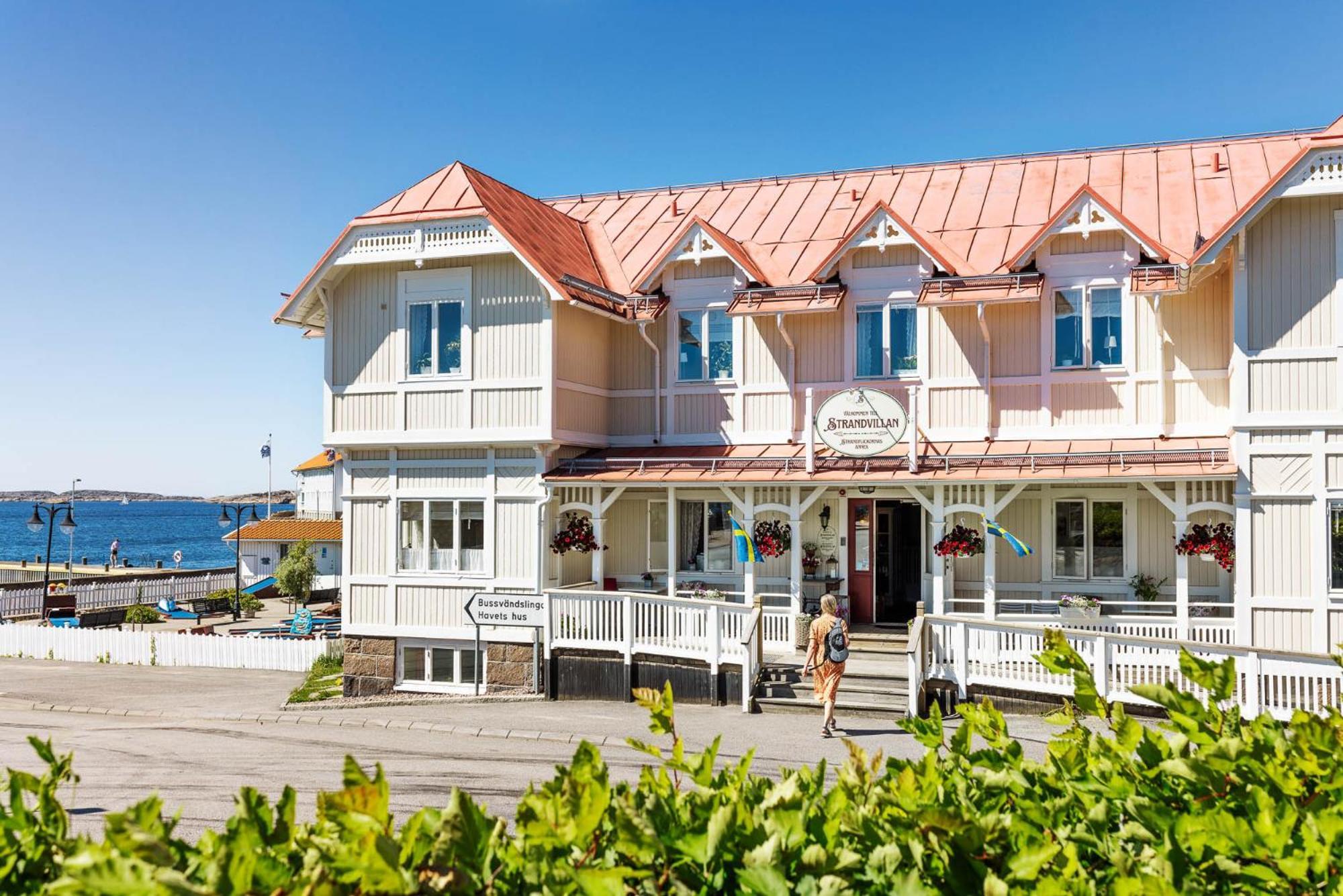 Strandvillan Hotell Och Bed & Breakfast Люсешил Екстериор снимка