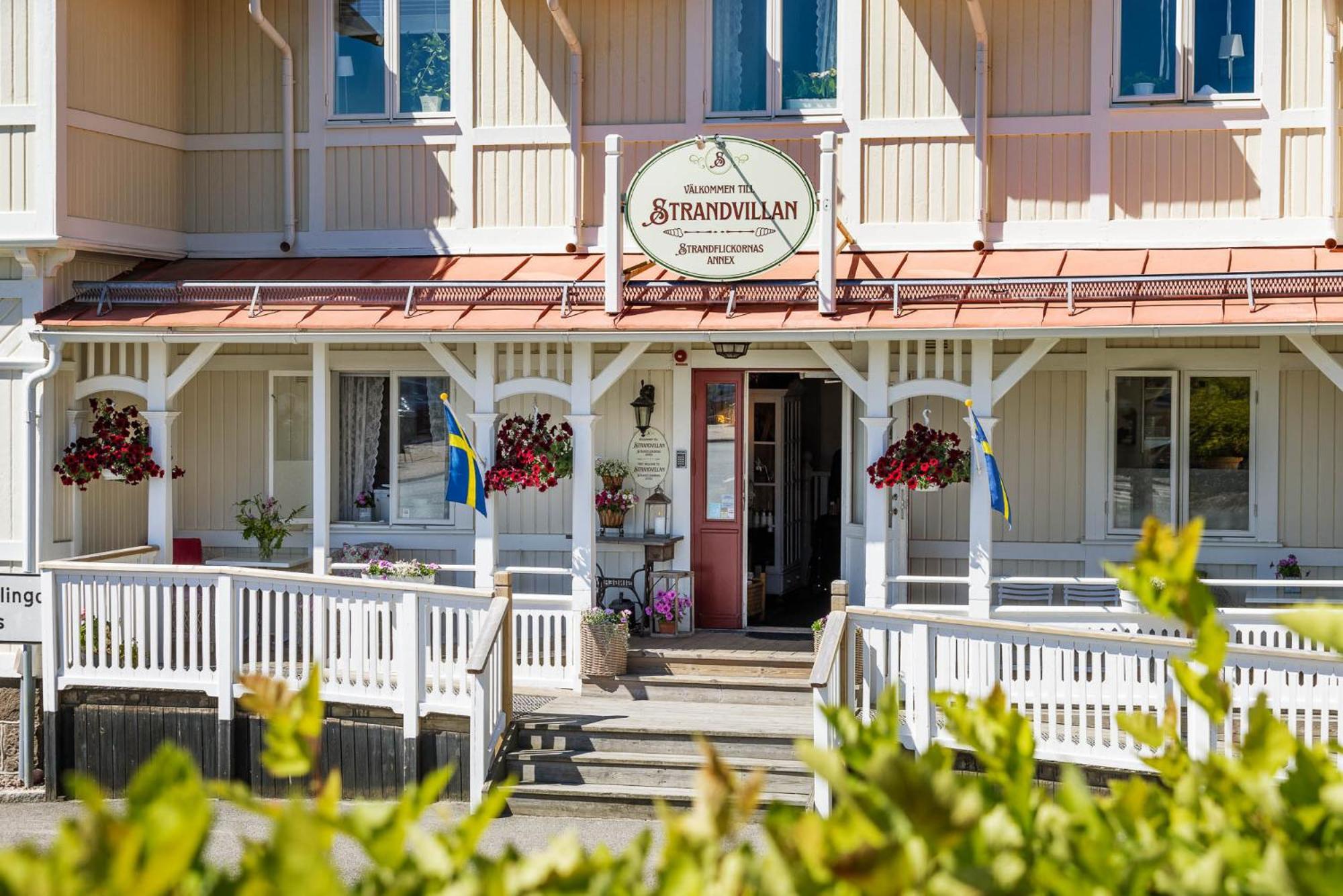 Strandvillan Hotell Och Bed & Breakfast Люсешил Екстериор снимка