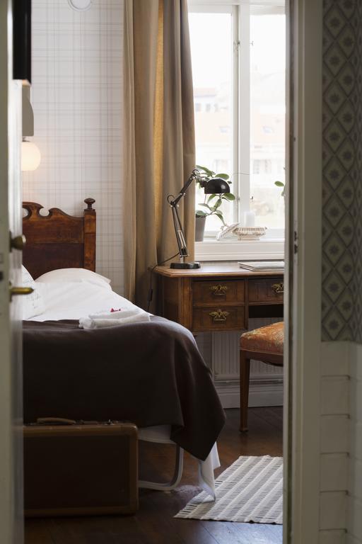 Strandvillan Hotell Och Bed & Breakfast Люсешил Екстериор снимка