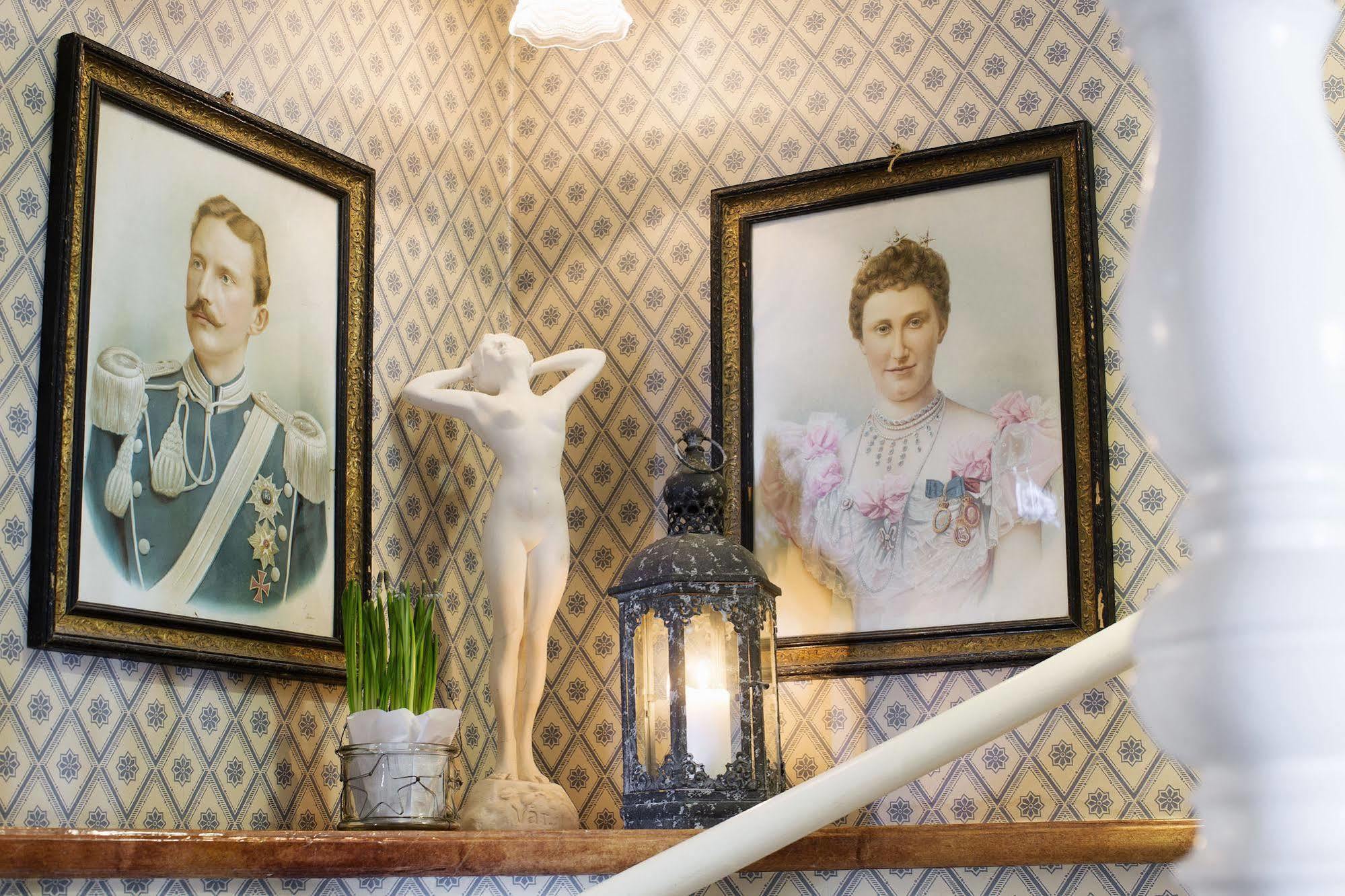 Strandvillan Hotell Och Bed & Breakfast Люсешил Екстериор снимка